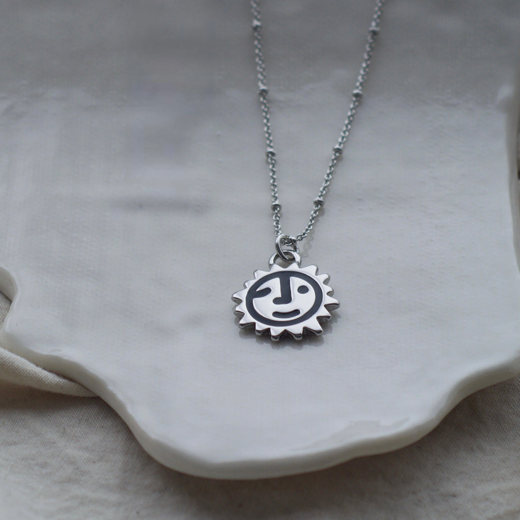 Sunny lion face necklace