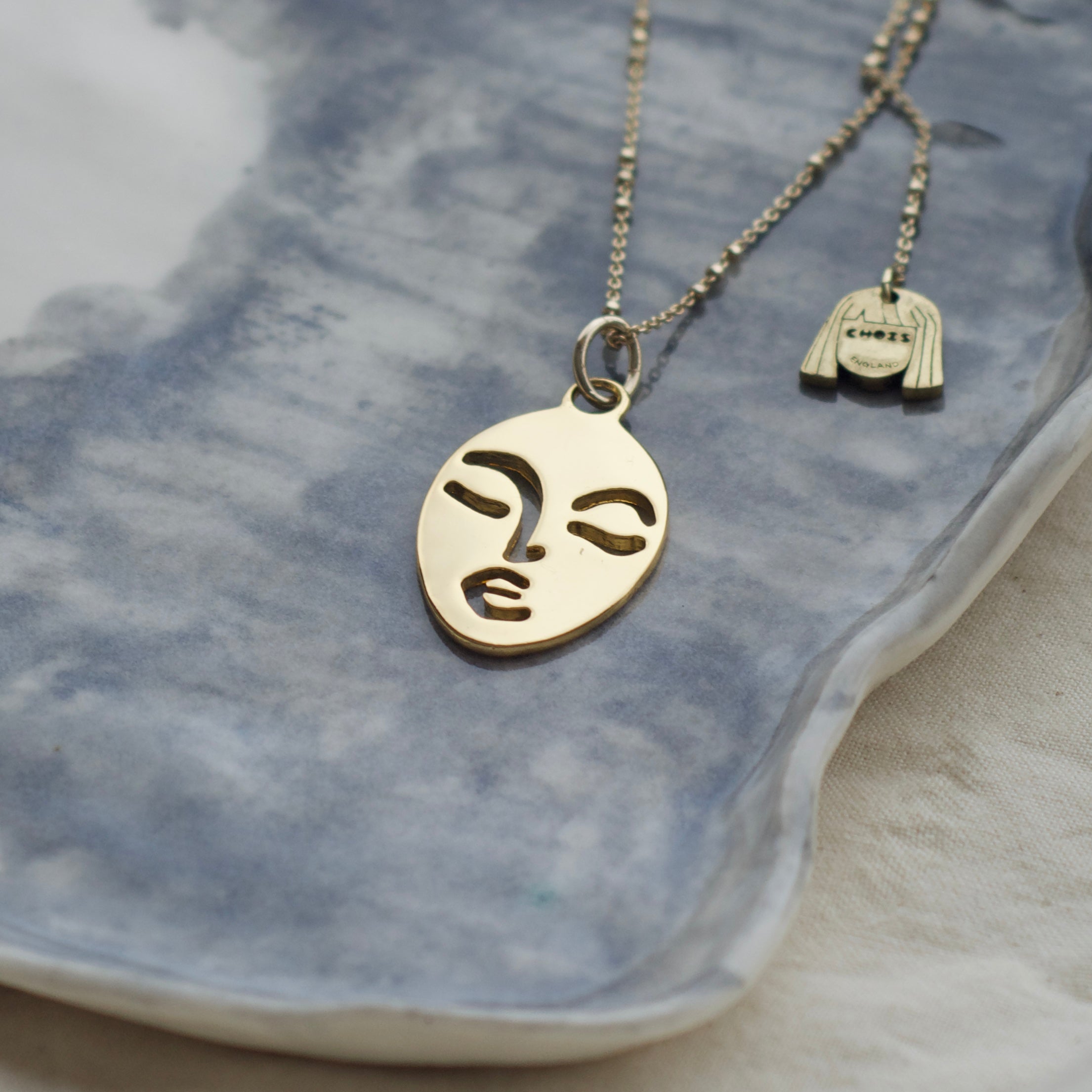 Calm and Sallow necklace