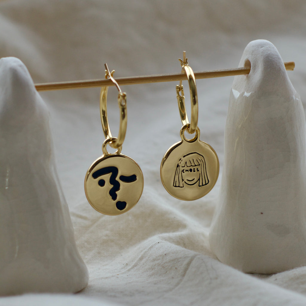 Heart lip face hoop earrings
