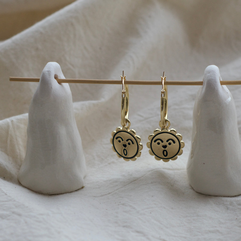 Oh sunny face hoop earrings