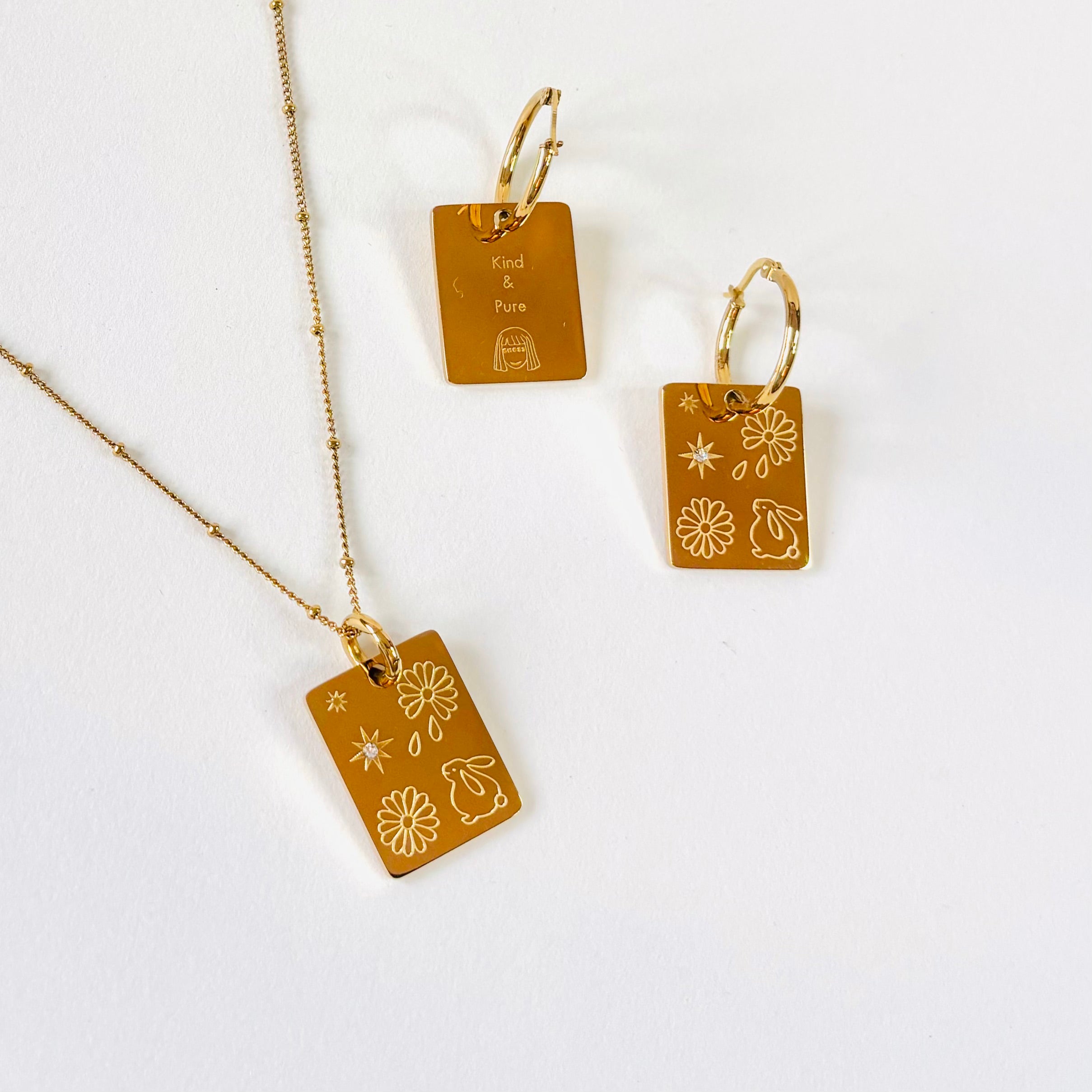 Rabbit & Daisy charm necklace