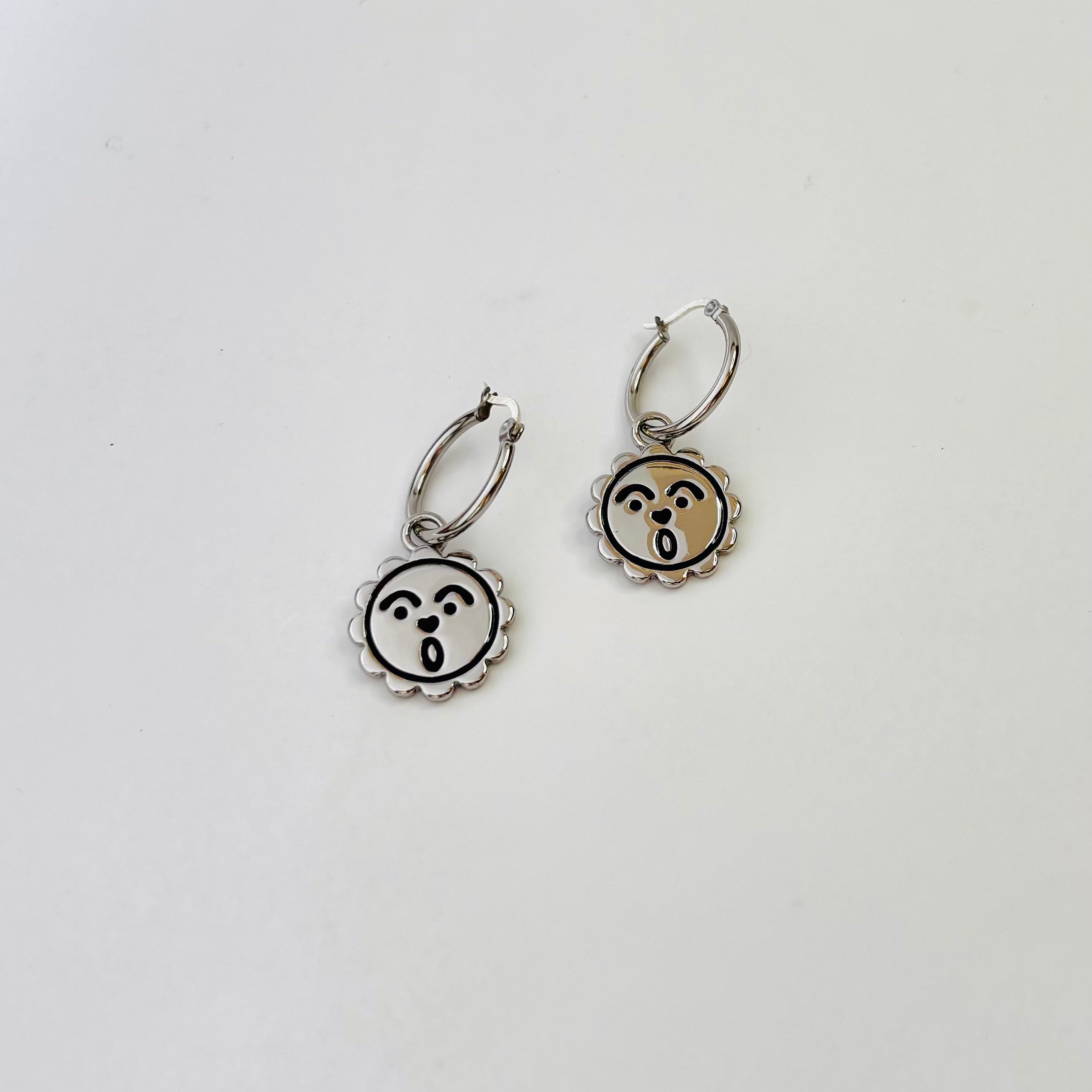 Oh sunny face hoop earrings