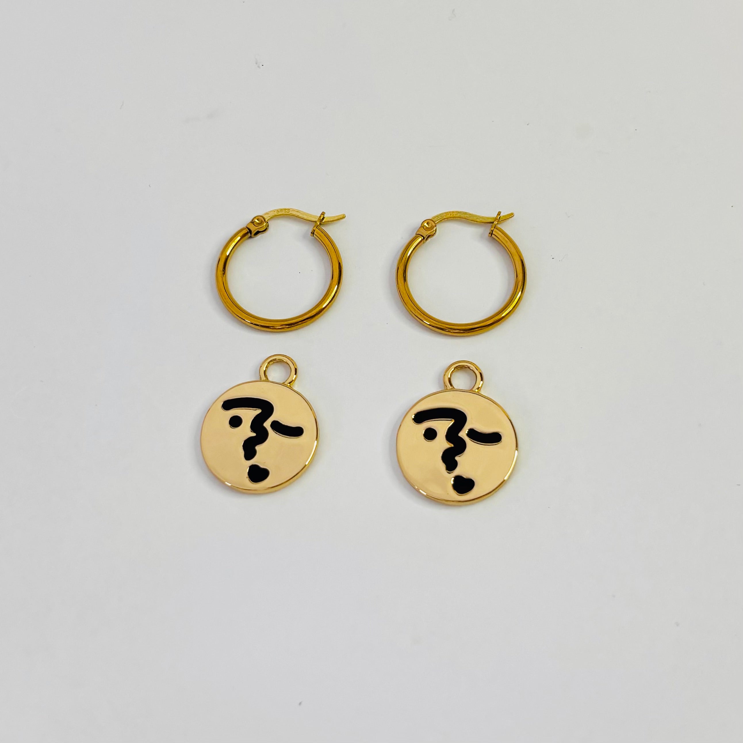Heart lip face hoop earrings