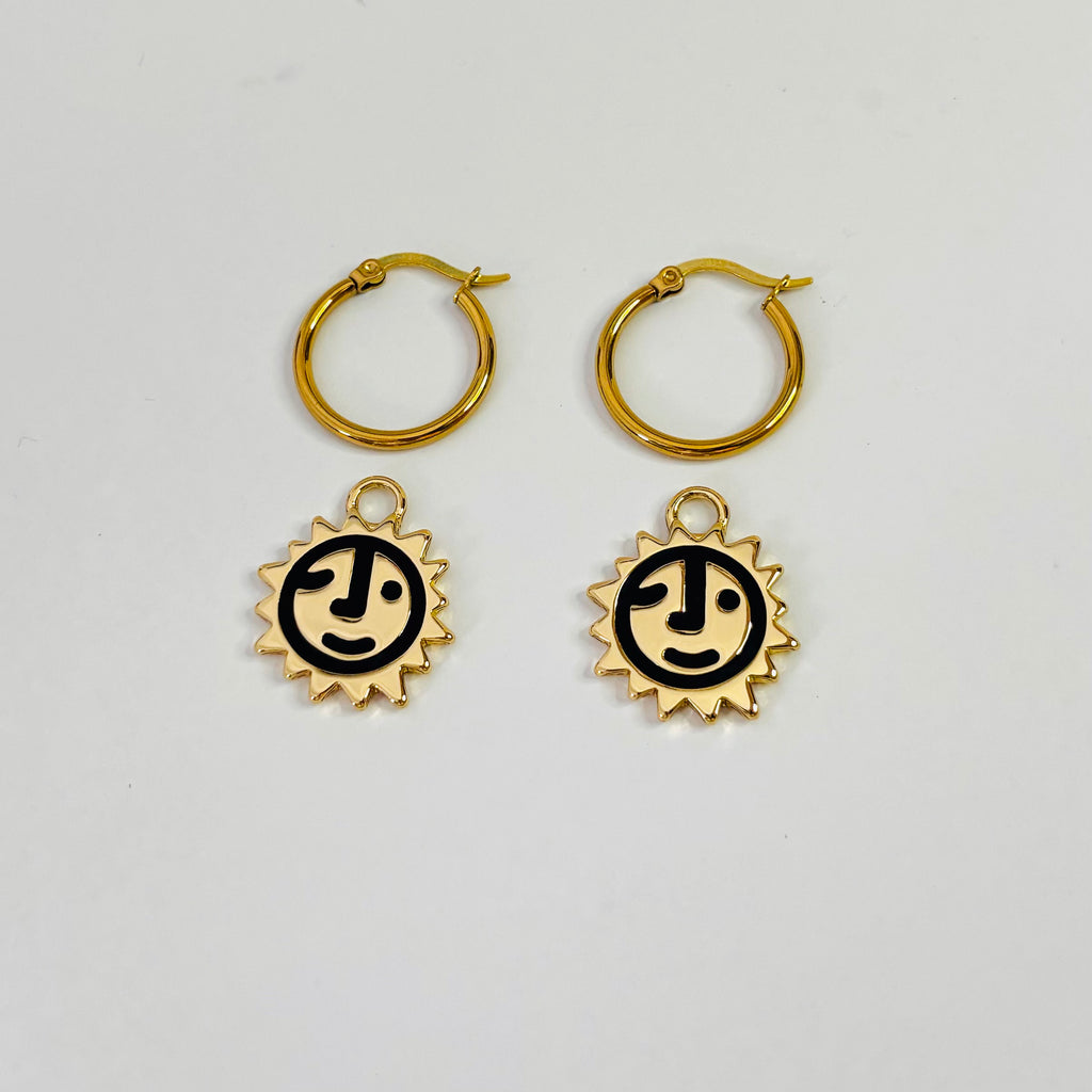 Sunny lion face hoop earrings