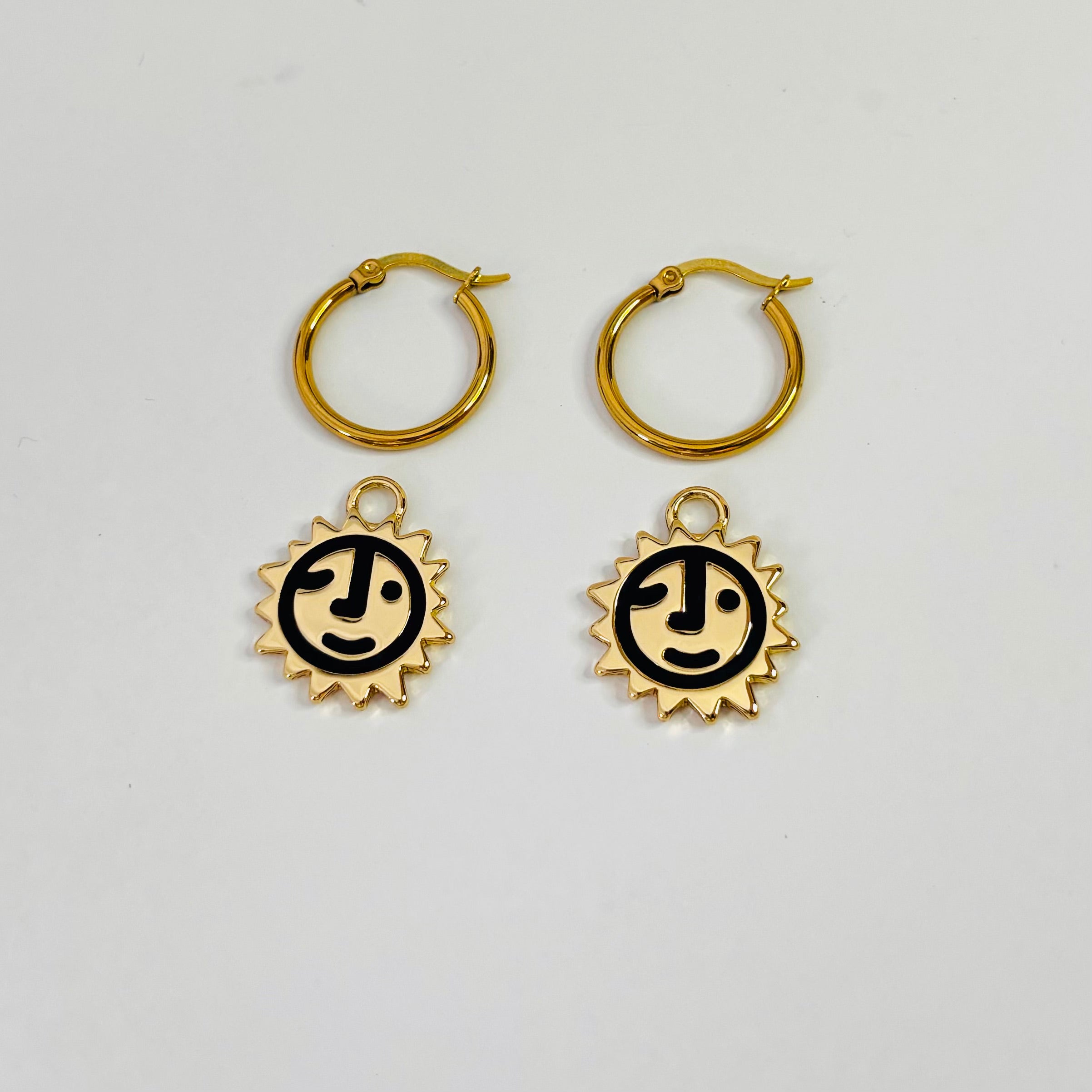 Sunny lion face hoop earrings
