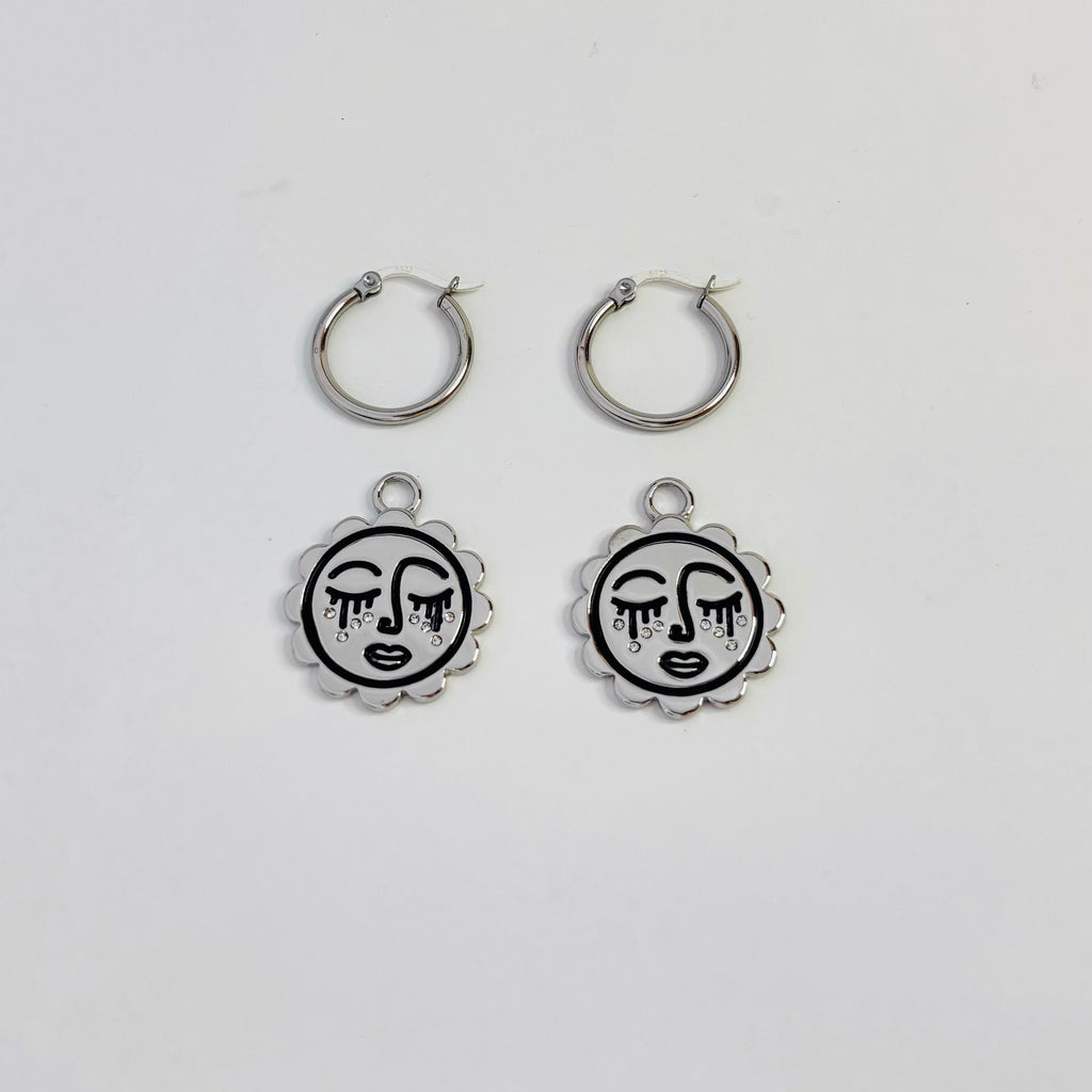 Sun's crystal dreaming face hoop earrings