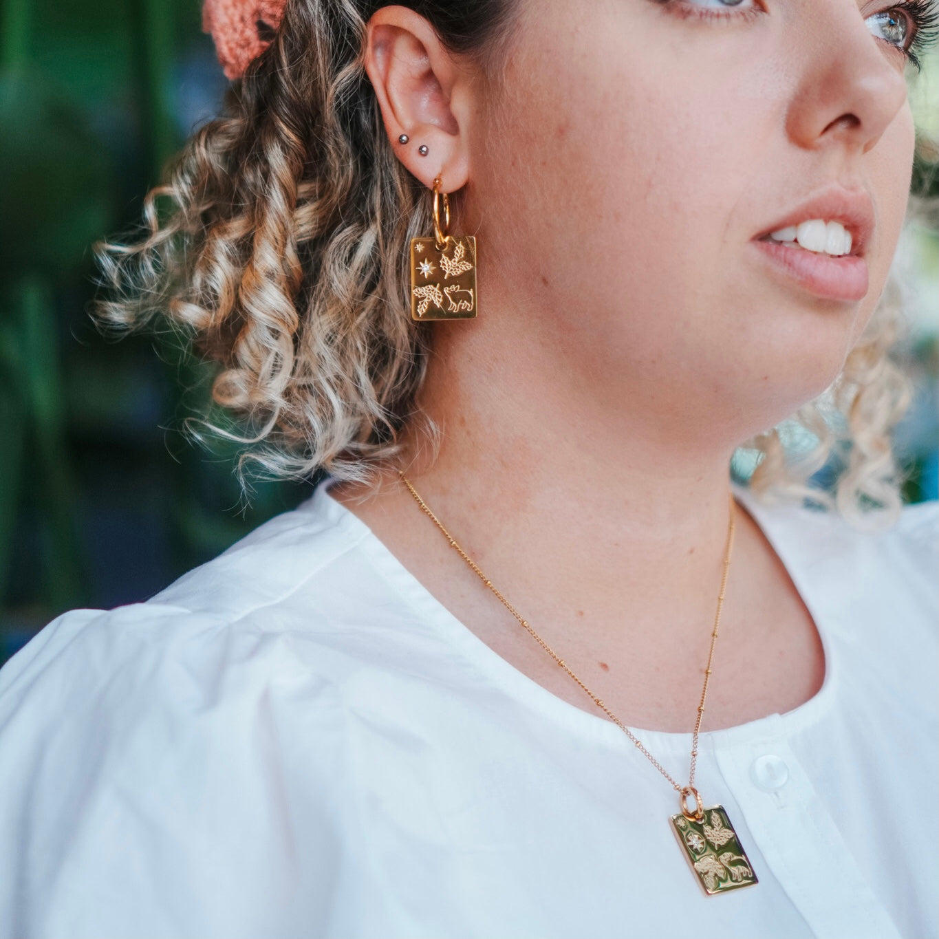 Pig & Holly pendant hoop earrings
