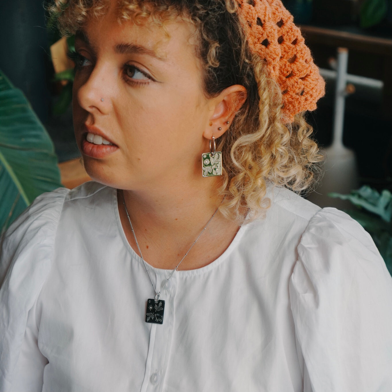 Pig & Holly pendant hoop earrings