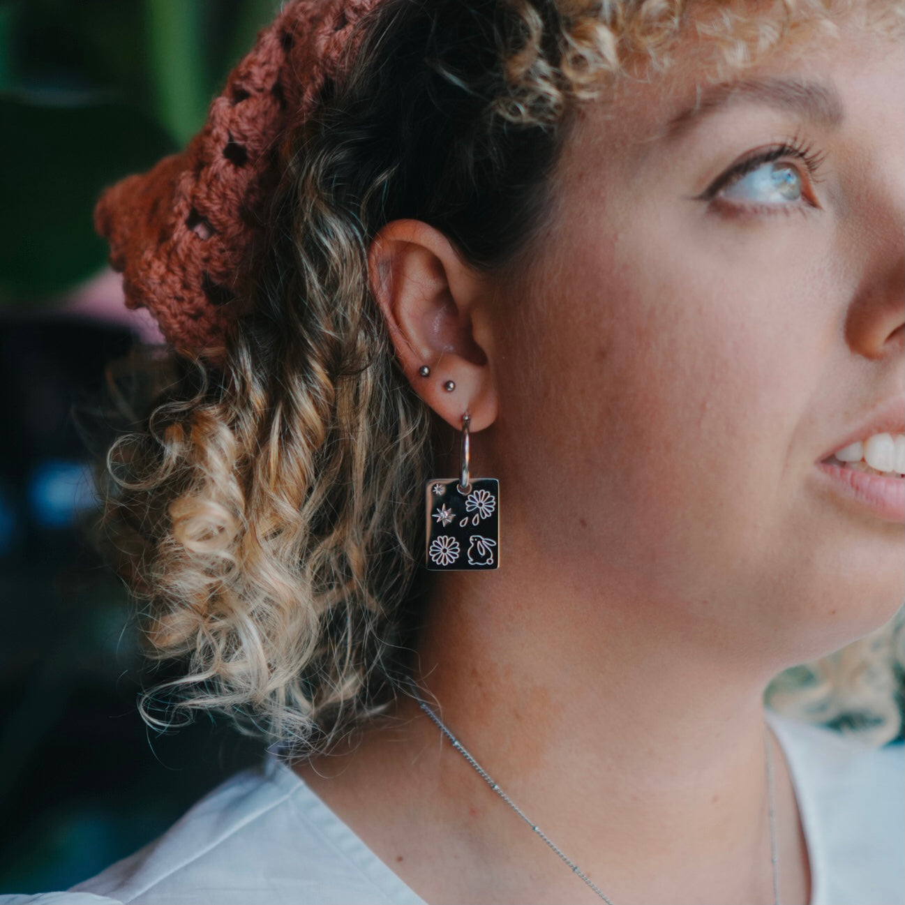 Rabbit & Daisy blossom pendant hoop earrings